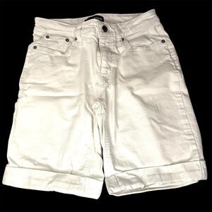 DKNY Jeans White Denim Bermuda Shorts Size 4 – Rolled Cuff Mid Rise